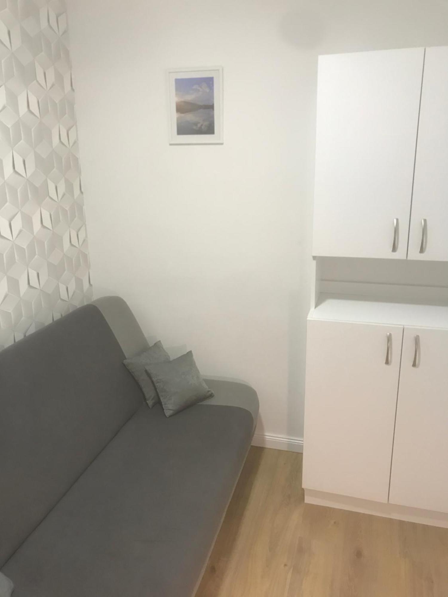 Apartman Kristina Free Parking Нови-Сад Экстерьер фото